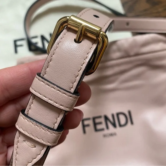 Fendi Baby Pink Leather Drawstring Crossbody / Shoulder Bag - Picture 8 of 9